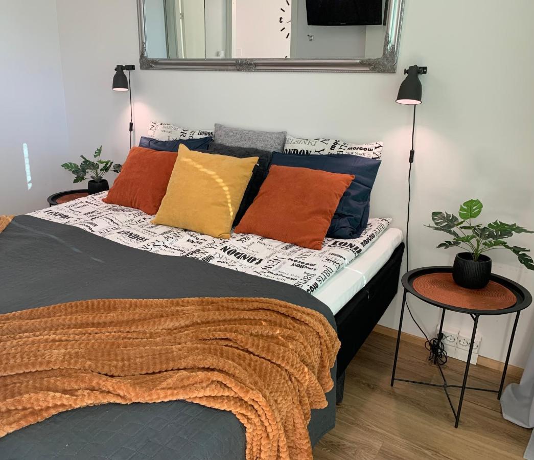 Starhomes Studio Lux 10 Oulu Luaran gambar