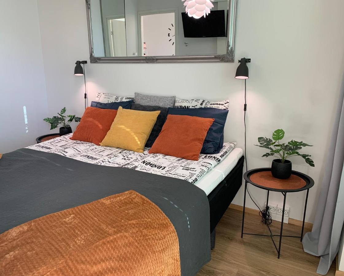 Starhomes Studio Lux 10 Oulu Luaran gambar