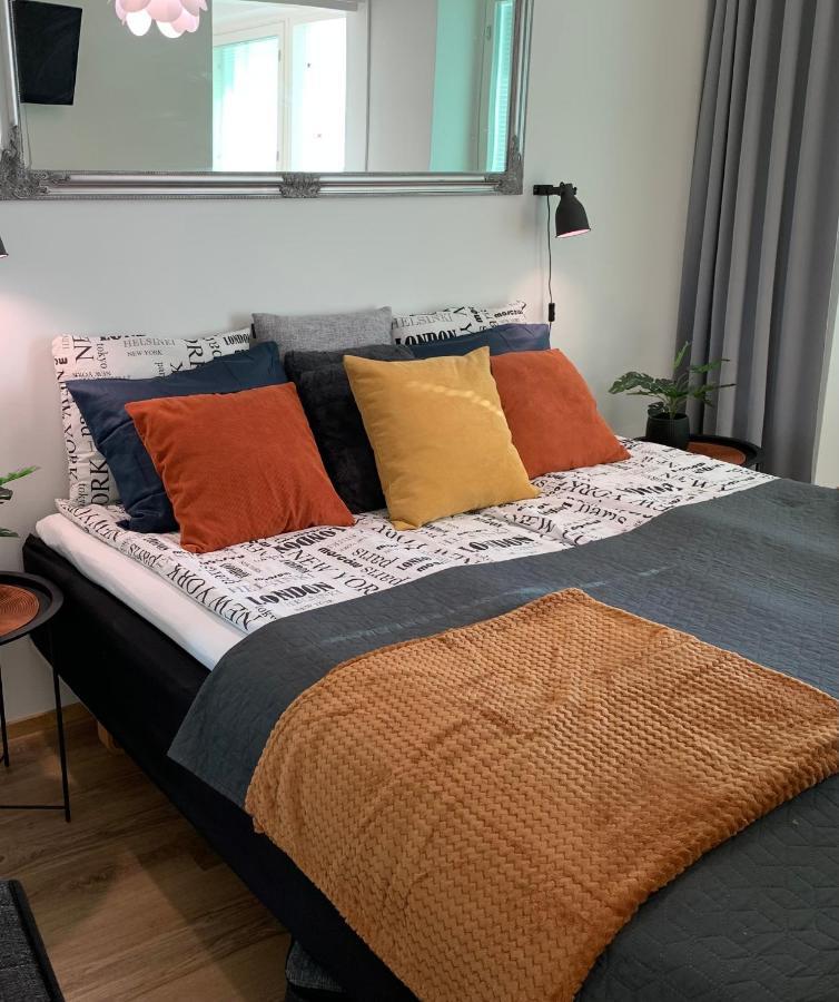 Starhomes Studio Lux 10 Oulu Luaran gambar